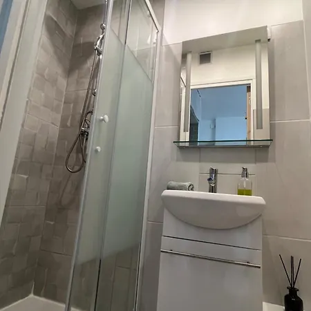 Vue Montmartre & Balcon Appartamento *