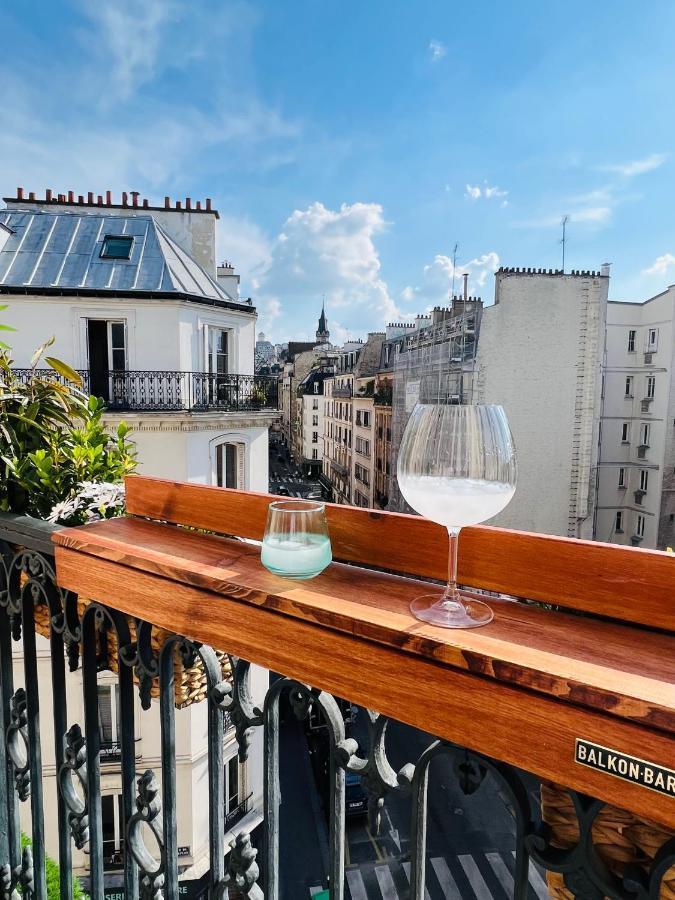 Vue Montmartre & Balcon