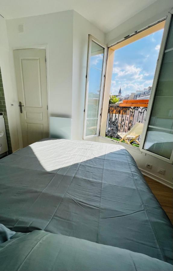Vue Montmartre & Balcon Parigi